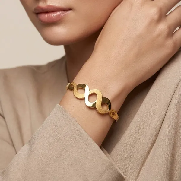 Infinity_Wave_Gold_Bangle