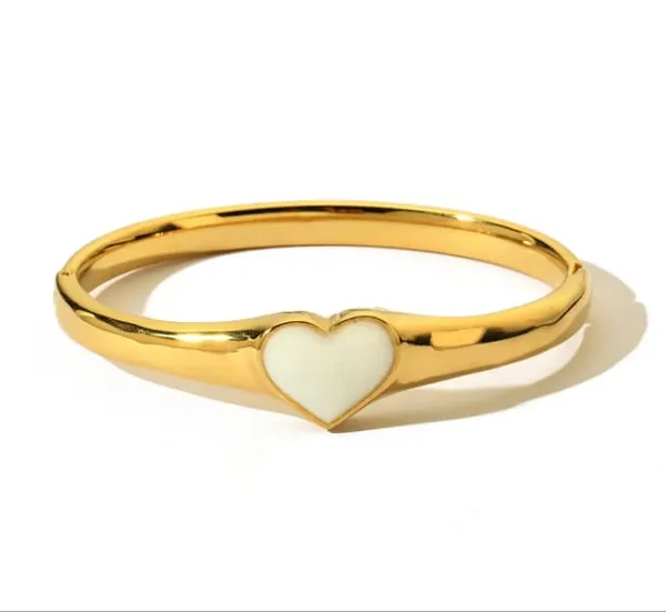 Heart_Charm_Gold_Bangle