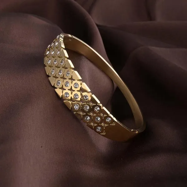Celestial_Spark_Zirconia_Bangle