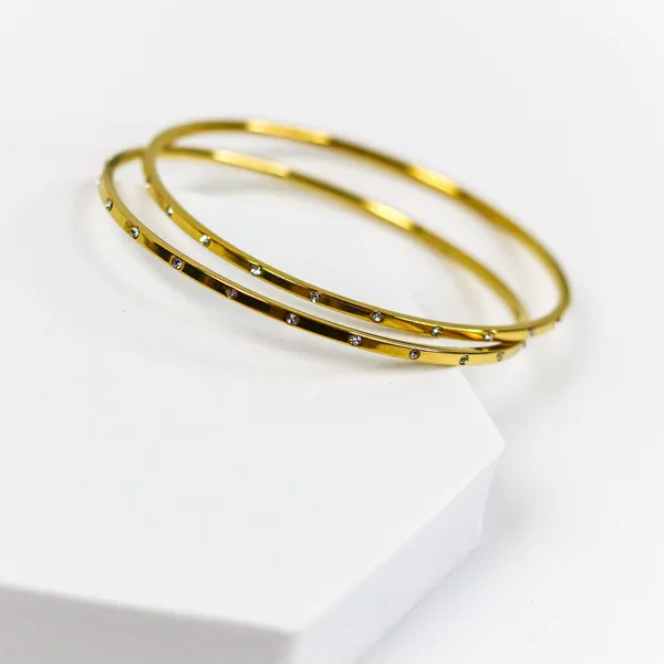 Celeste_Zircon_Gold_Bangle_Set