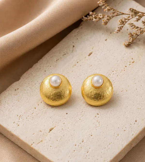 Golden_Pearl_Dome_Studs