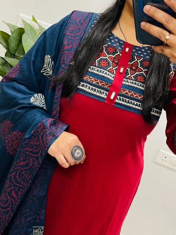 Red_Cotton_Printed_Yoke_Kurta_Pant_Set_with_Blue_Dupatta_for_Women