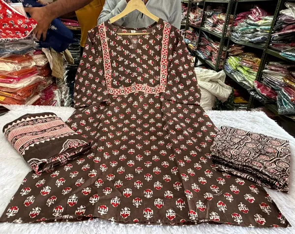 Brown_Printed_Straight_Kurta_Pant_Set_With_Dupatta_for_Women