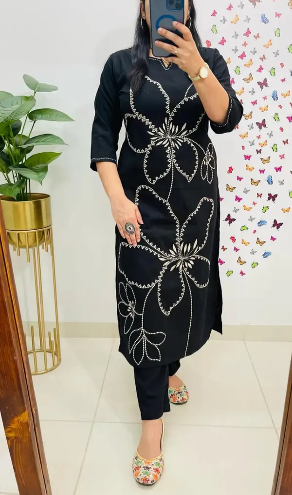Black_Cotton_Embroidered_Straight_Kurta_With_Pants