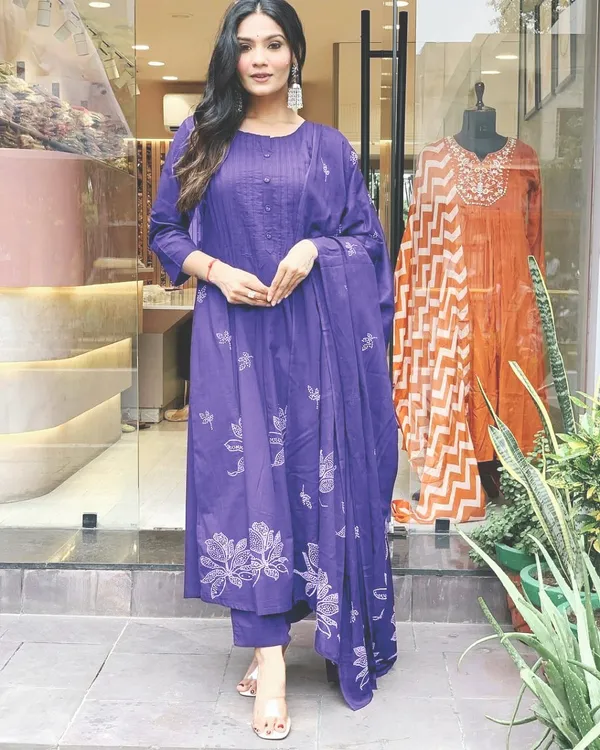 Purple_Cotton_Floral_Print_Anarkali_Kurta_Set_with_Dupatta_for_Women