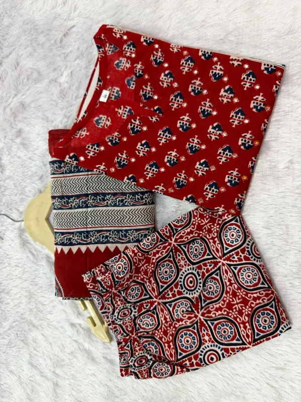 Maroon_Printed_Straight_Kurta_Pant_Set_with_Dupatta_for_Women