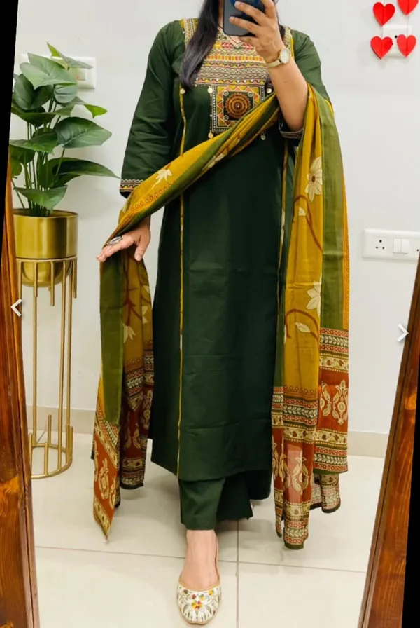 Green_Cotton_Kutch_Embroidered_Straight_Kurta_for_Women