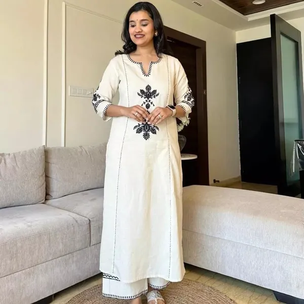 Ivory_Printed_Straight_Kurta_Set_for_Women