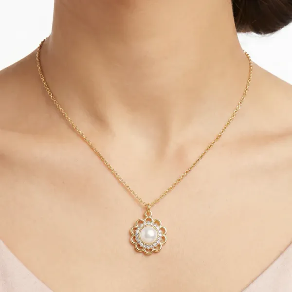 Gold_Toned_Heart_Charm_Pearl_Beaded_Necklace_for_Women