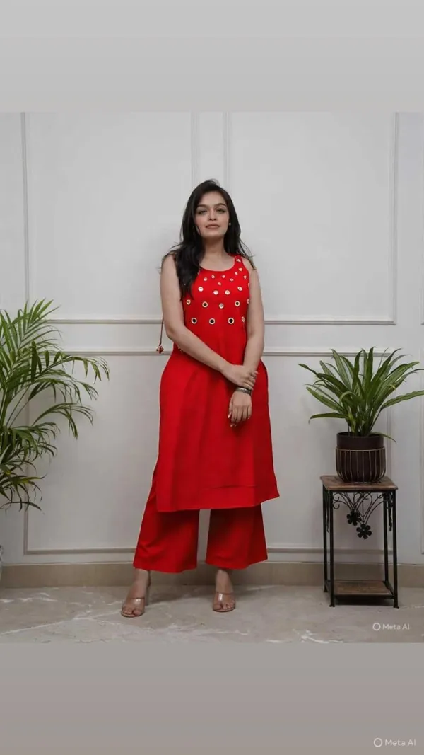 Red_Embellished_Sleeveless_Kurta_for_Women