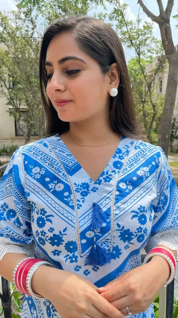 Blue_Cotton_Floral_Print_Tassel_Detail_Kurta_with_Pants_for_Women