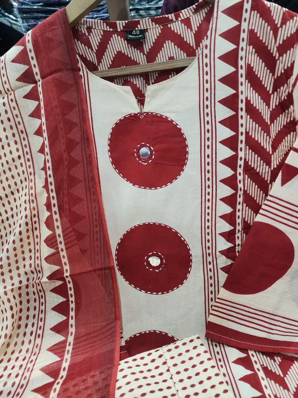 Maroon_Printed_Straight_Kurta_Set_for_Women