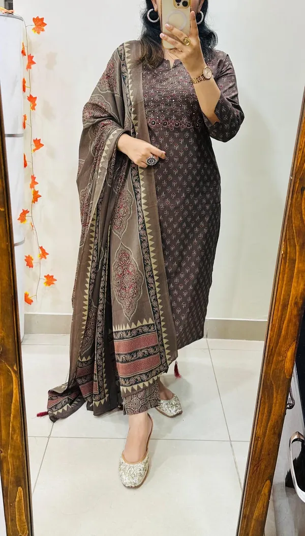 Brown_Printed_Straight_Kurta_Pant_Set_With_Dupatta_for_Women