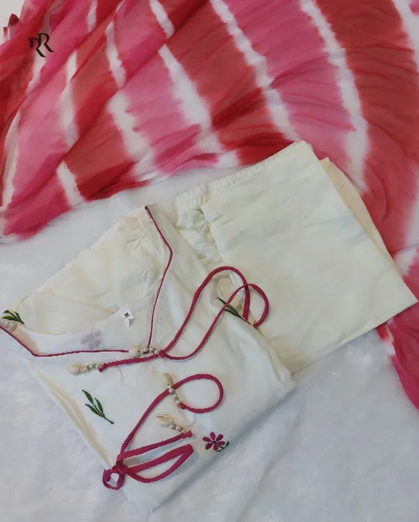 White_Floral_Embroidered_Kurta_Set_for_Women