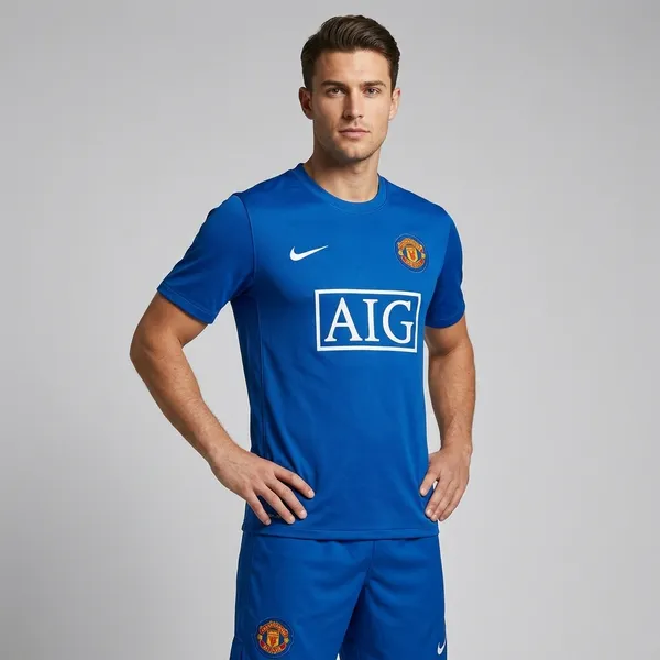 Blue_Manchester_United_Retro_Jersey_set_with_shorts