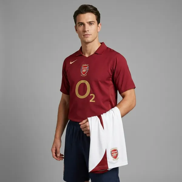 O2_Arsenal_Retro_Jersey_set_with_shorts