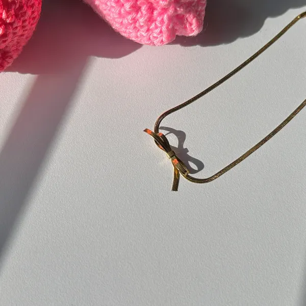 Gold_18K_Plated_Stainless_Steel_Bow_Choker_For_Women