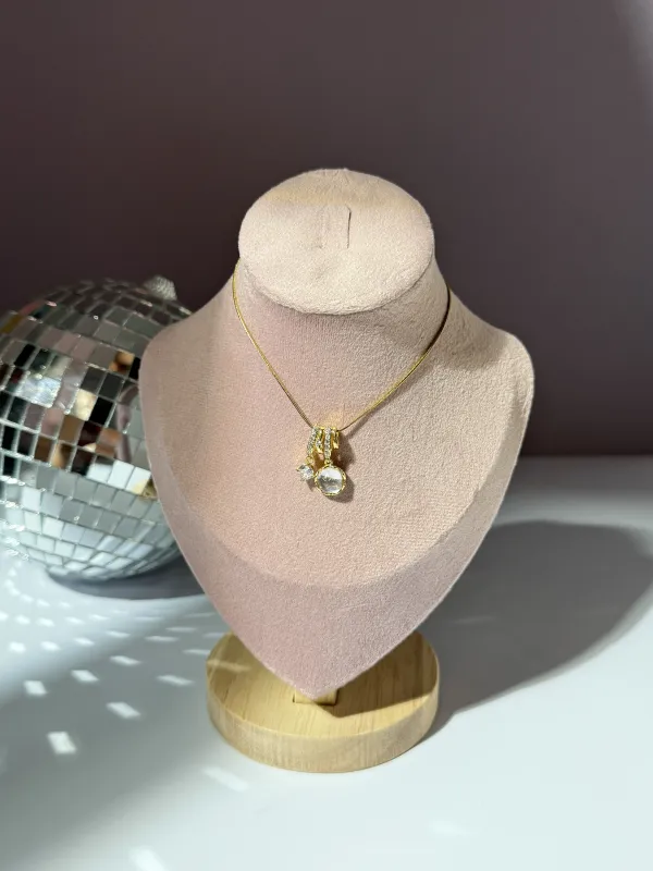 Gold_18K_Plated_Stainless_Steel_Aurum_Drop_Necklace_For_Women