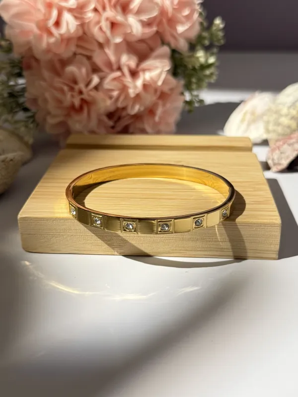 Gold_18K_Plated_Stainless_Steel_Valor_Cuff_Bracelet_For_Women