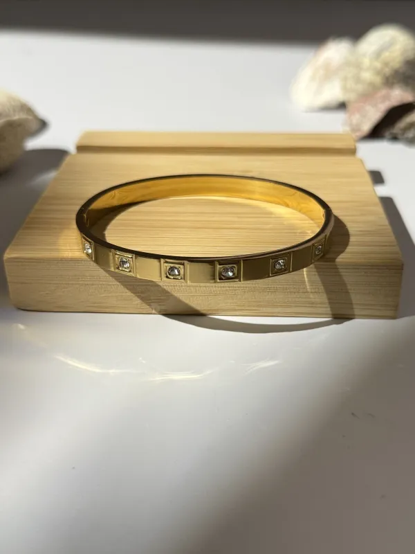 Gold_18K_Plated_Stainless_Steel_Valor_Cuff_Bracelet_For_Women