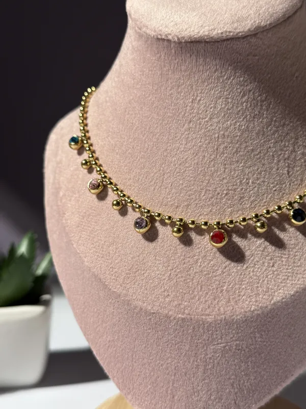 Gold_18K_Plated_Stainless_Steel_Main_Character_Necklace_For_Women