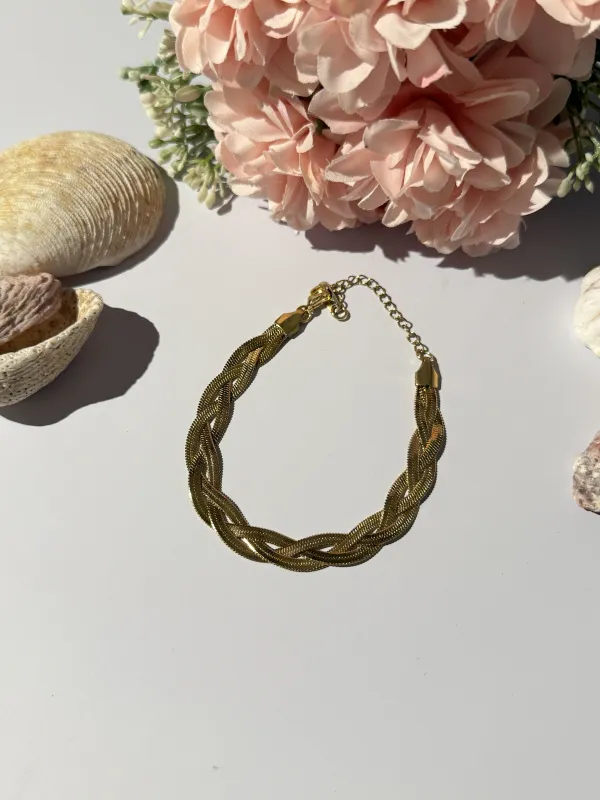Gold_18K_Plated_Stainless_Steel_Nova_Chain_Bracelet_For_Women