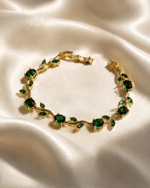 Green_And_Gold_Alloy_Tulip_Charm_Bracelet_For_Women