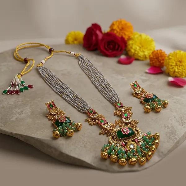 Gold_Kundan_Peacock_Motif_Beaded_Necklace_Set_For_Women