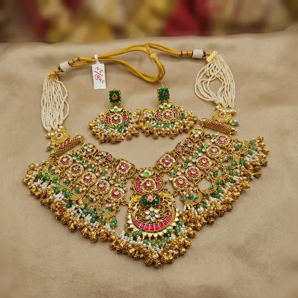 Gold_Kundan_Meenakari_Bridal_Necklace_Set_For_Women