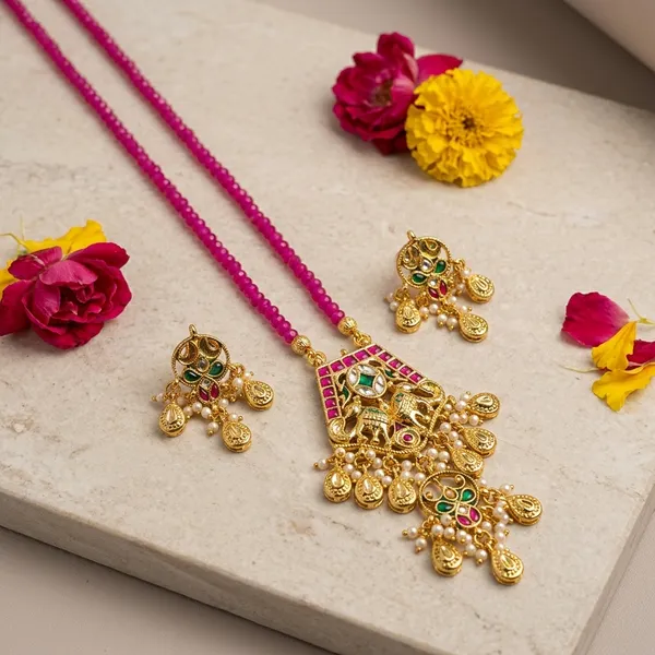 Gold_Beaded_Layered_Kundan_Necklace_Set_For_Women
