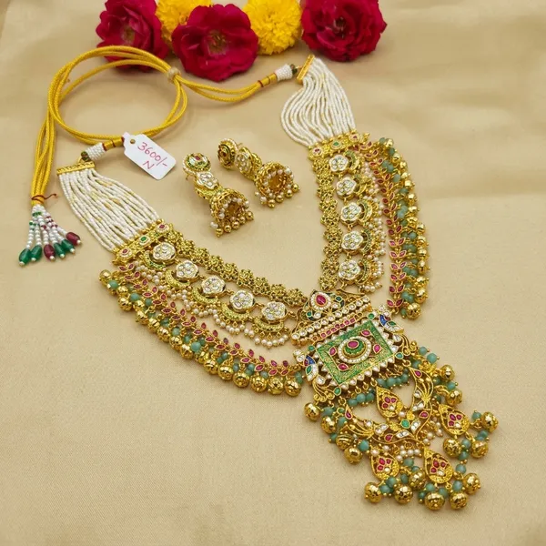Gold_Kundan_Meenakari_Necklace_Set_With_Earrings_For_Women