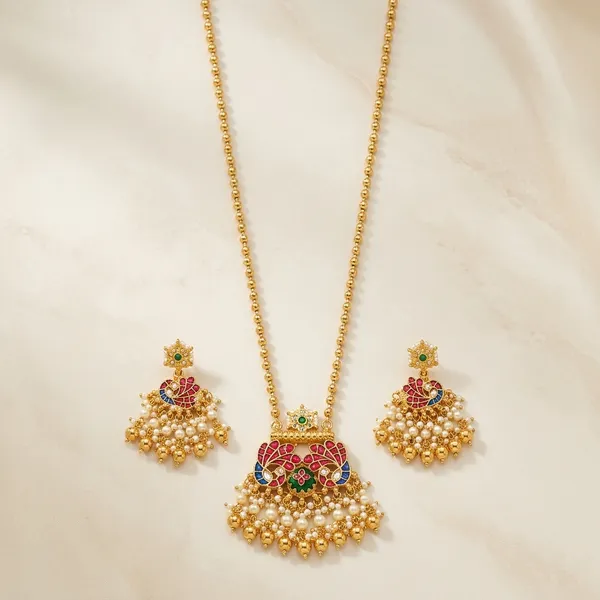 Gold_Kundan_Pearl_Drop_Necklace_Set_For_Women