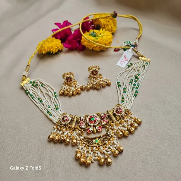 Gold_Kundan_Meenakari_Pearl_Floral_Necklace_Set_For_Women