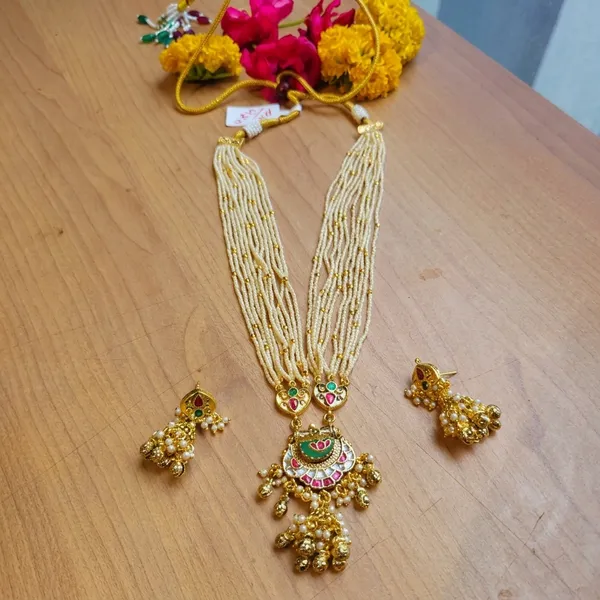 Gold_Pearl_Beaded_Multi-Strand_Kundan_Necklace_Set_For_Women