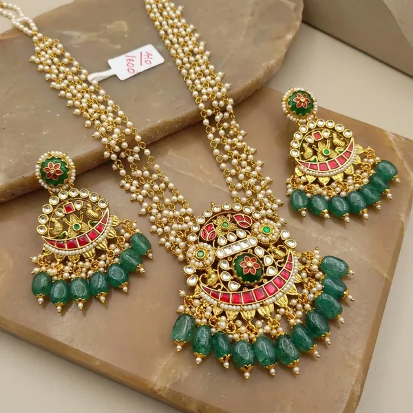 Gold_Green_Kundan_Meenakari_Crescent_Necklace_Set_For_Women