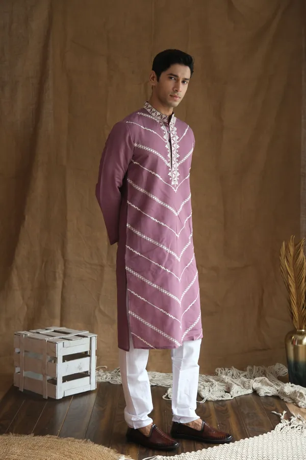 Nexoira_Men_Embroidered_Straight_Kurta_(Deep_Marron))