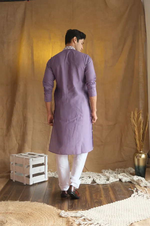 Nexoira_Men_Embroidered,_Leheriya_Straight_Kurta_(Purple)