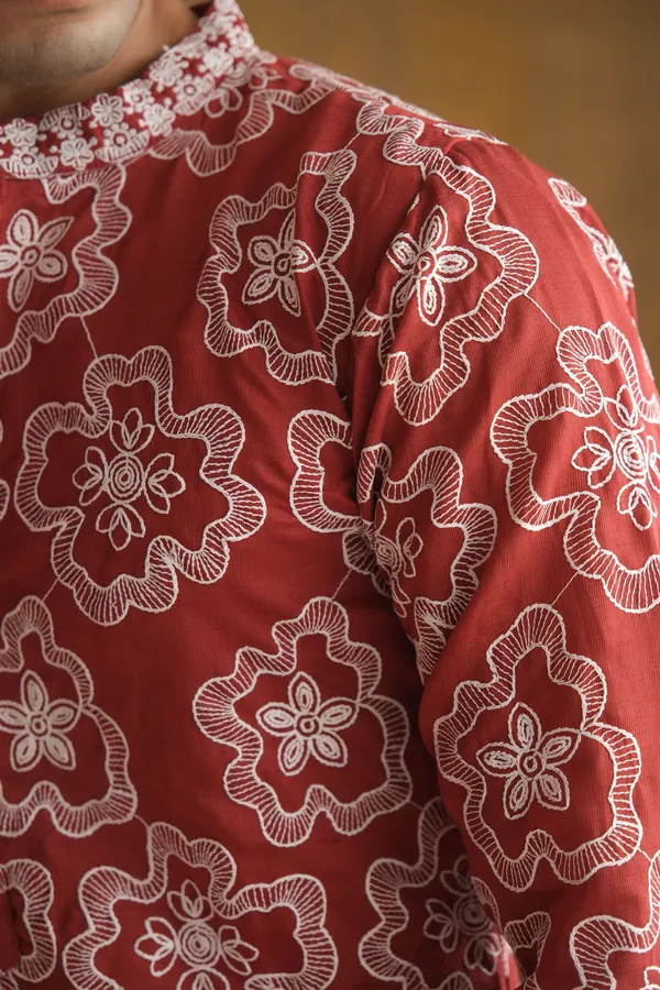 Nexoira_Men_Embroidered_Straight_Kurta_(Red)