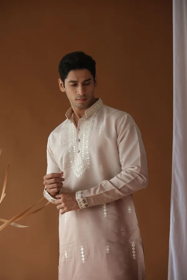 Nexoira_Men_Embroidered_Straight_Kurta_(Brown)