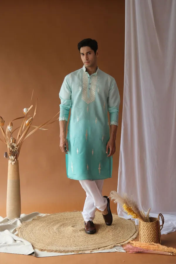 Nexoira_Men_Embroidered_Straight_Kurta_(Green)