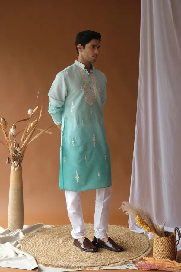 Nexoira_Men_Embroidered_Straight_Kurta_(Green)