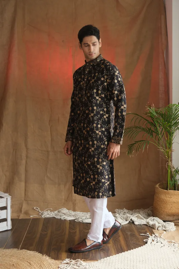 Nexoira_Men_Embroidered_Straight_Kurta_(Black)