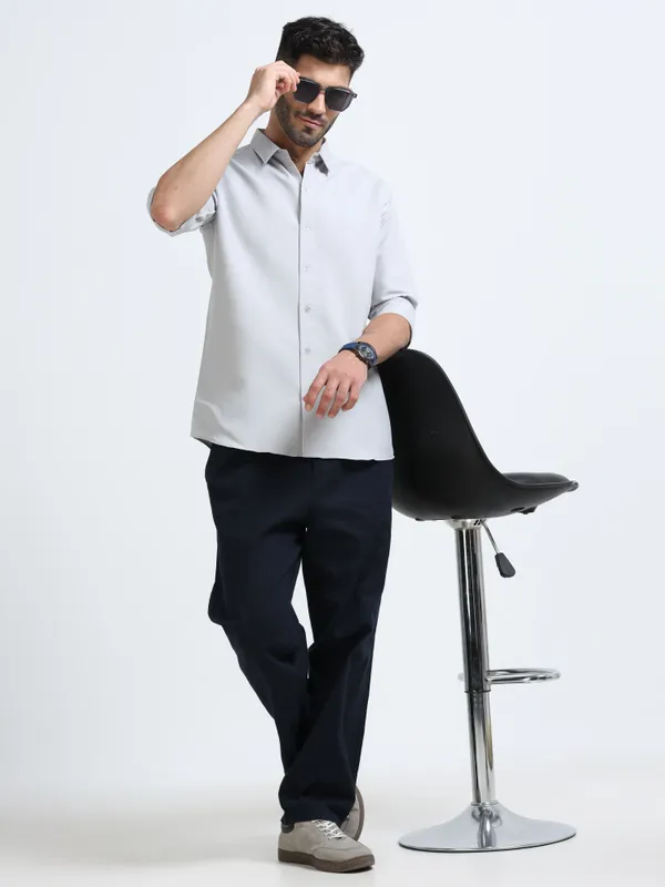 Nexoira_Men_Solid_Formal_Grey_Shirt_()