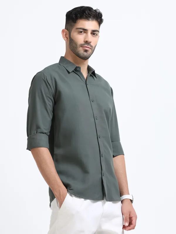 Nexoira_Men_Solid_Formal_Dark_Green_Shirt_()