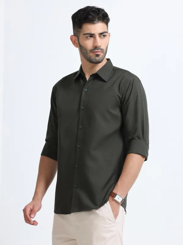 Nexoira_Men_Solid_Formal_Green_Shirt_()