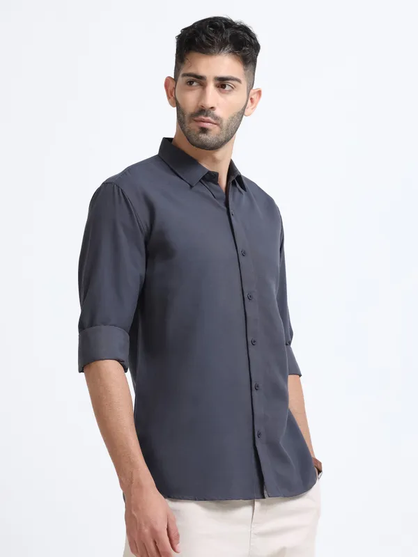Nexoira_Men_Solid_Formal_Grey_Shirt_()