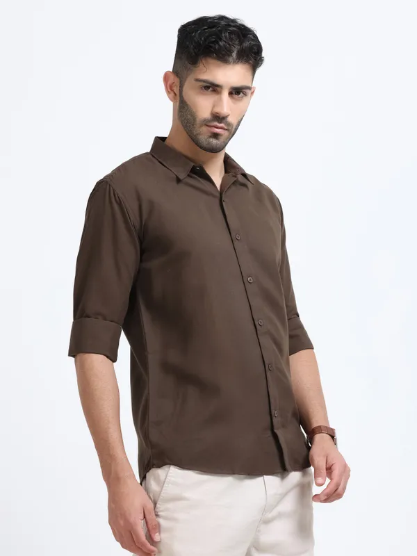 Nexoira_Men_Solid_Casual_Brown_Shirt_()