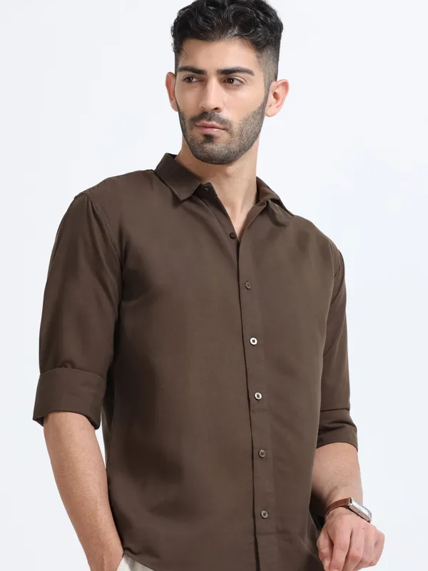Nexoira_Men_Solid_Casual_Brown_Shirt_()