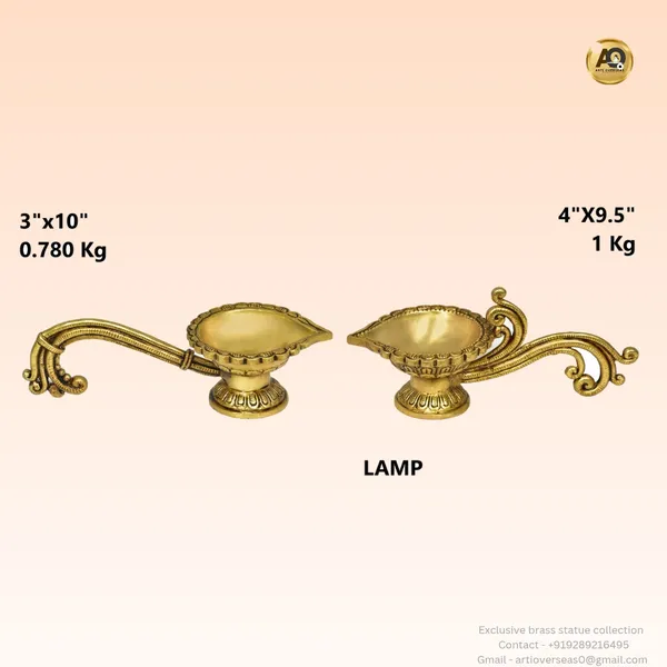 Brass_Antique_Traditional_Pooja_Diya_With_Aarti_Handle