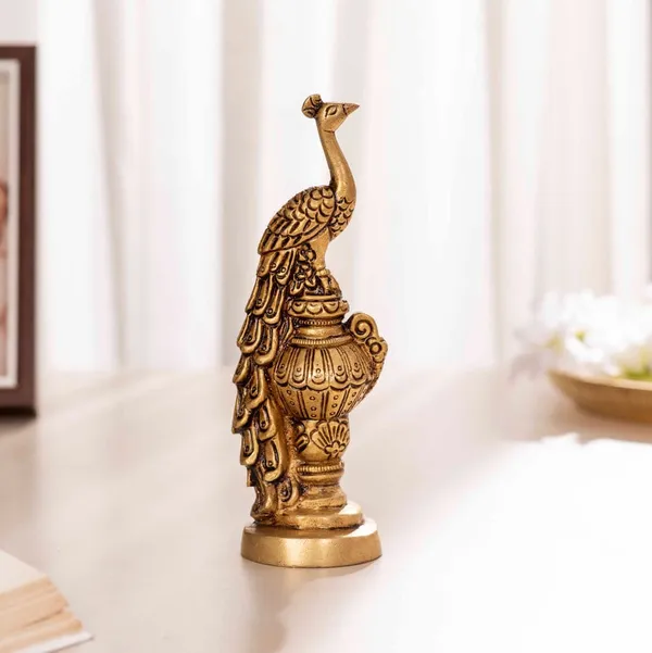 Brass_Traditional_Peacock_Figurine_On_Decorative_Pedestal